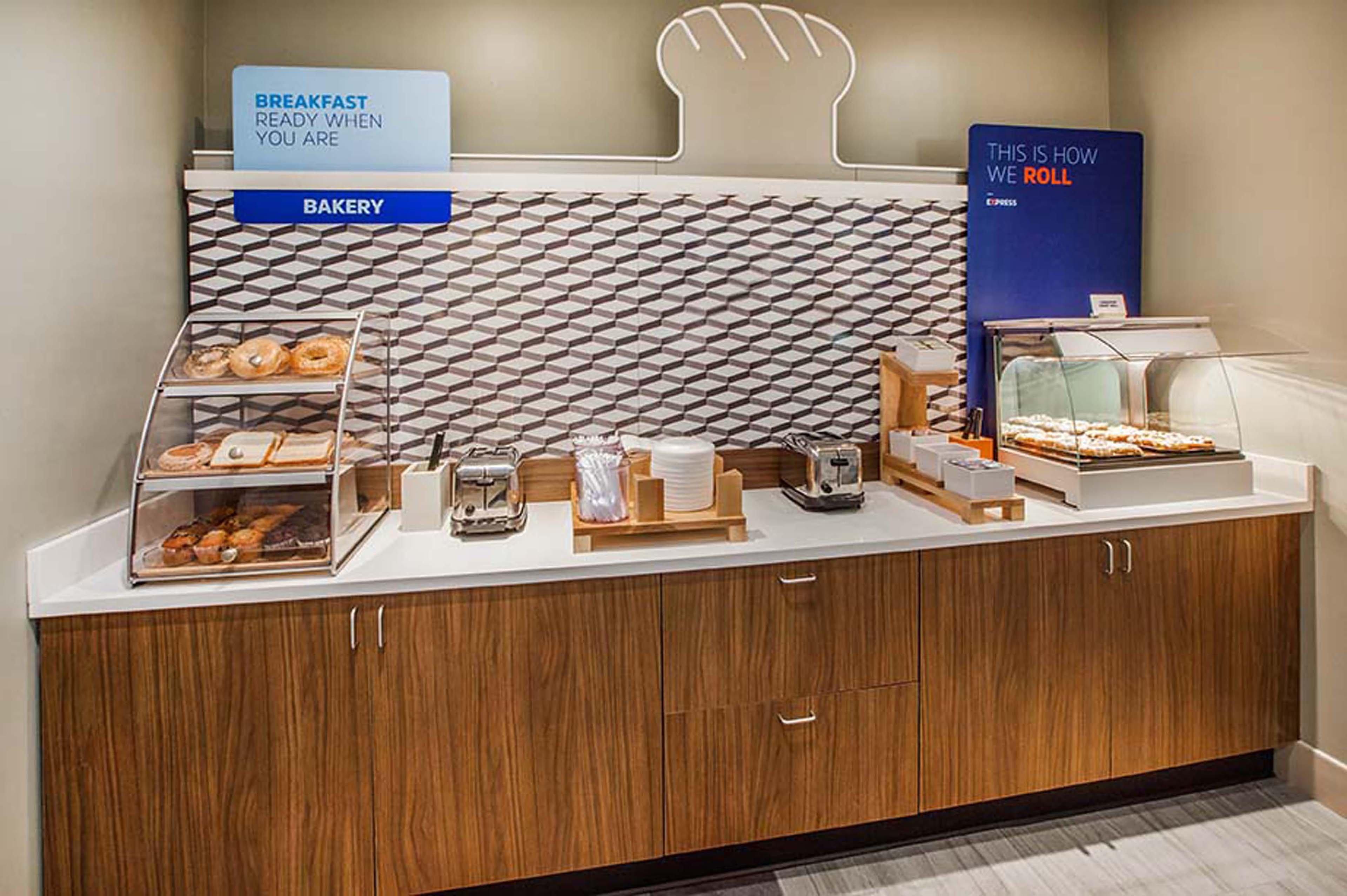 Holiday Inn Express Hotel And Suites Lake Charles By Ihg Ngoại thất bức ảnh