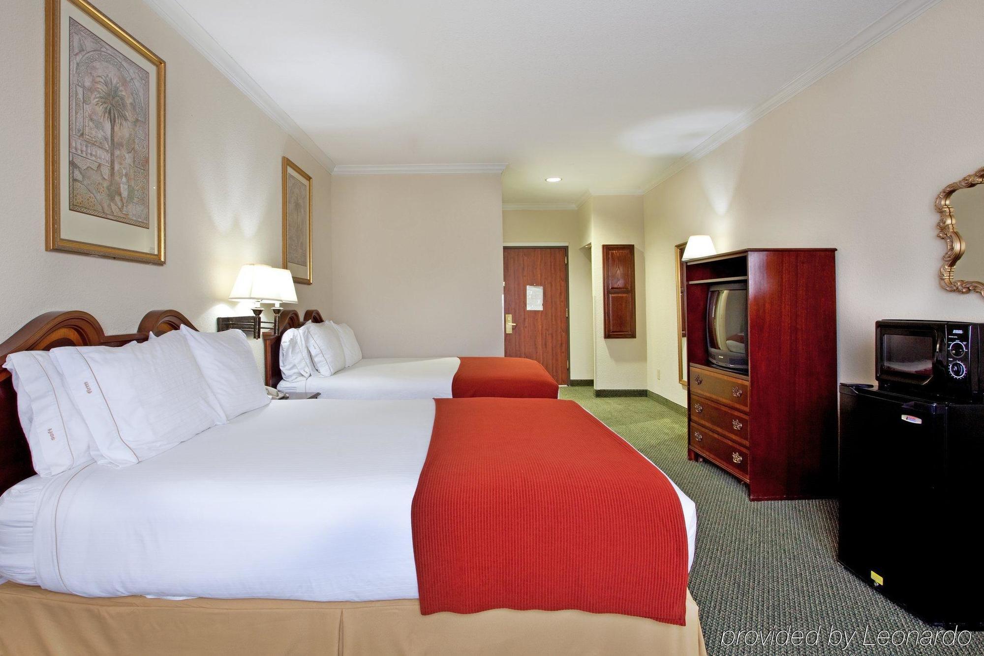 Holiday Inn Express Hotel And Suites Lake Charles By Ihg Phòng bức ảnh