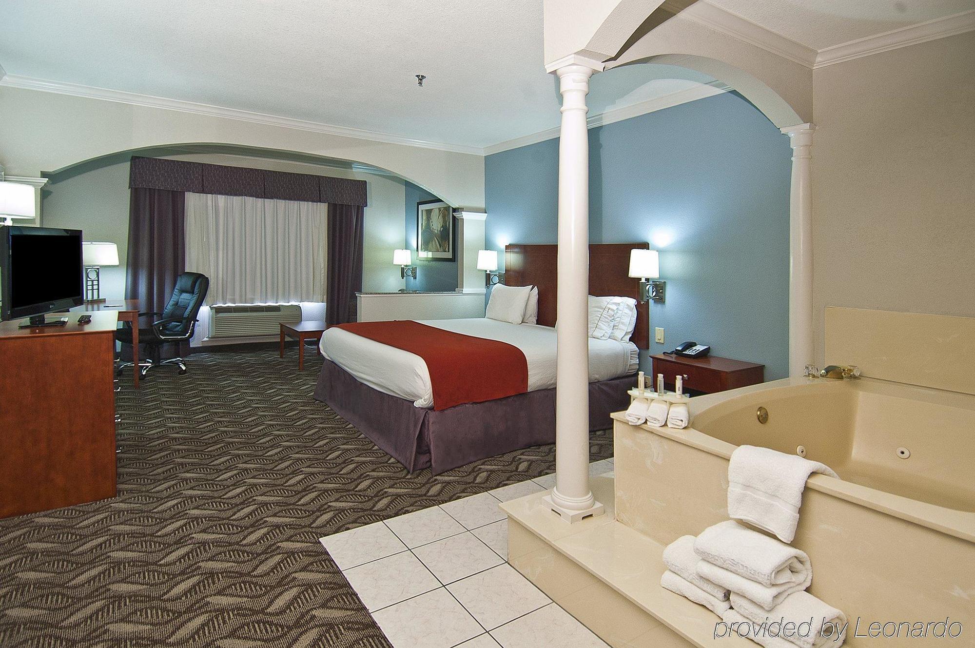 Holiday Inn Express Hotel And Suites Lake Charles By Ihg Ngoại thất bức ảnh